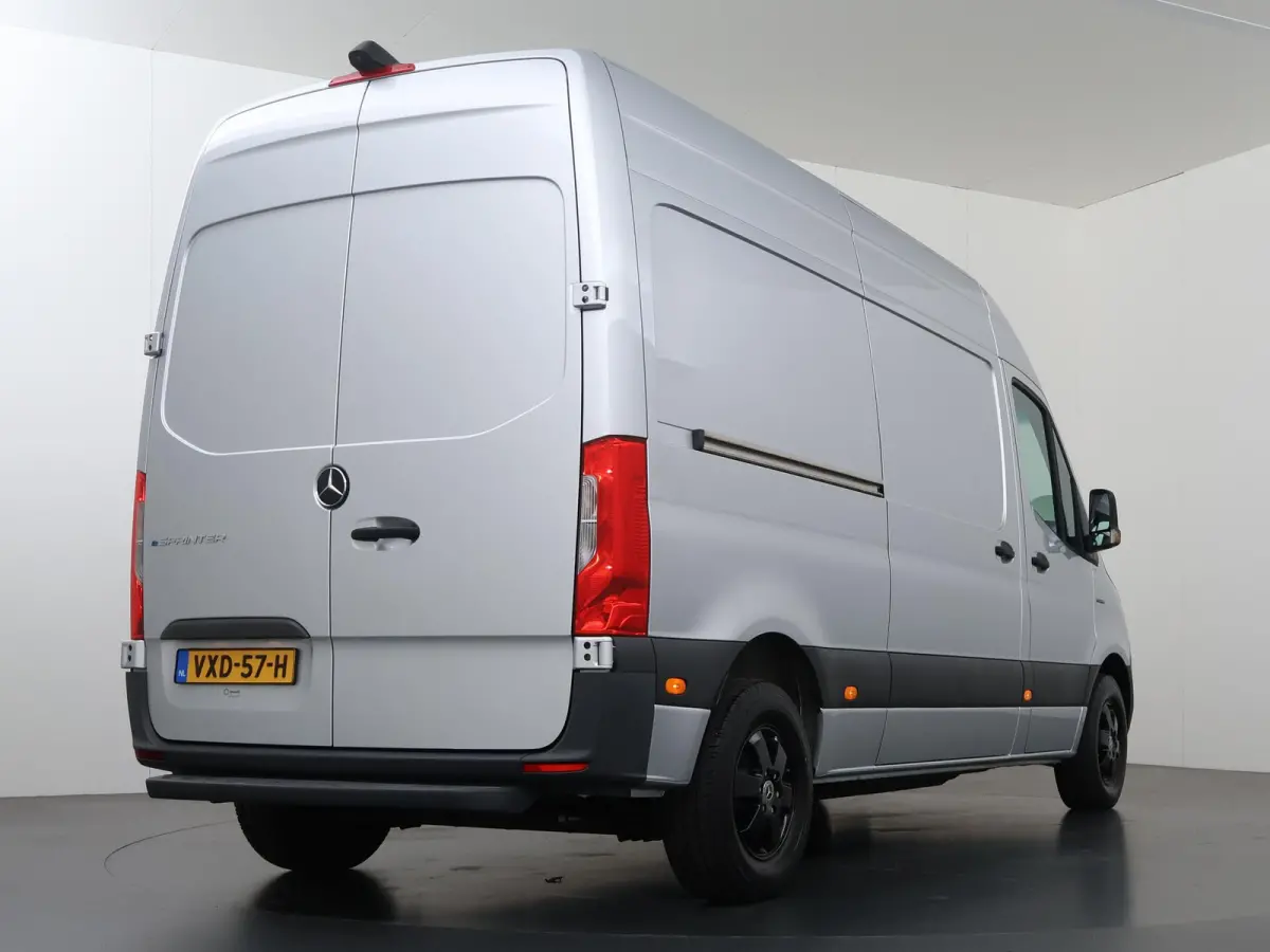 L2 H2 | 55 kWh | 141 KM WLTP | 2-ZITS | PARKEERCAMERA | STOELVERWARMING | CERTIFIED