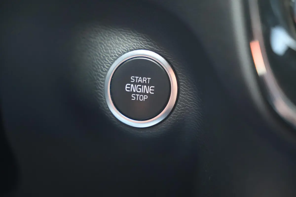 T4 Core Bright | Stoelverwarming | Trekhaak | Parkeercamera | Keyless