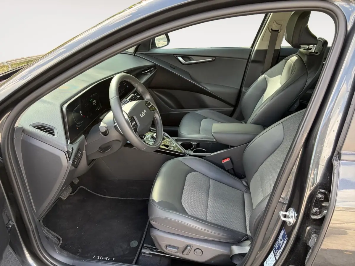 1.6 GDi Hybrid DynamicLine | APPLE CARPLAY/ANDROID AUTO | AUTOMAAT | NAVI | CAMERA | CLIMA | ADAPT. CRUISE | LM VELGEN | LAGE KM'STAND |