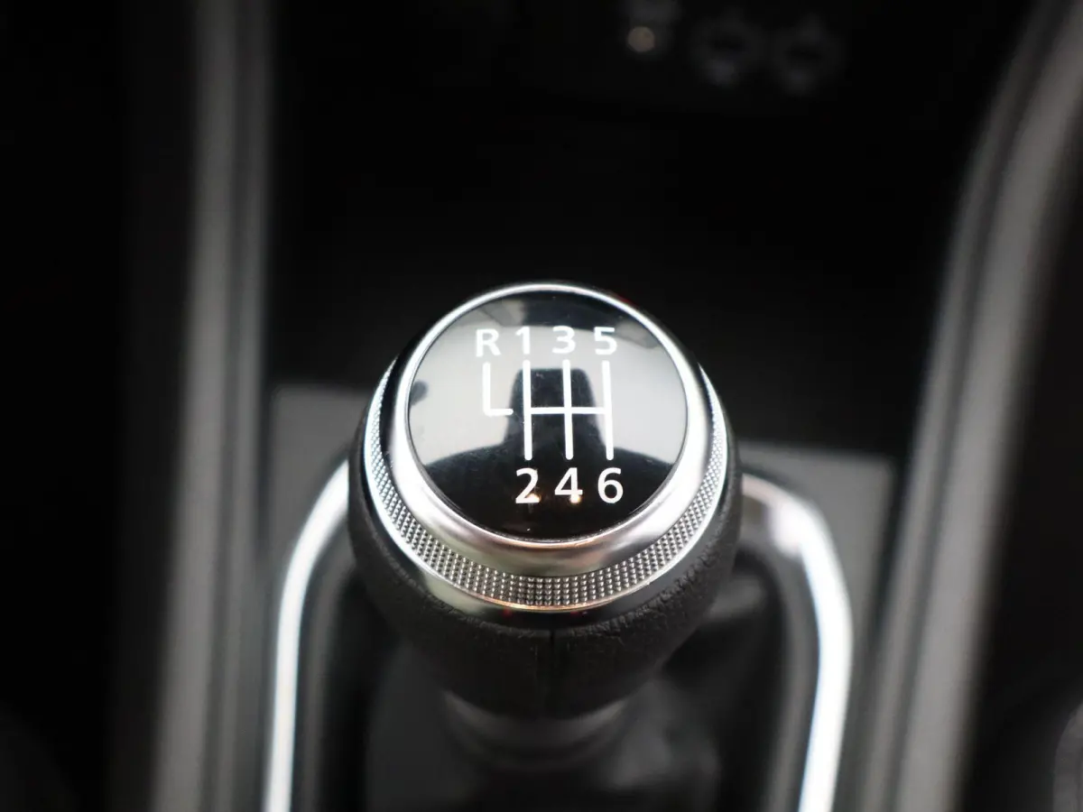 TCe 90 GPF Zen | Navigatie | Climate Control | Parkeercamera |