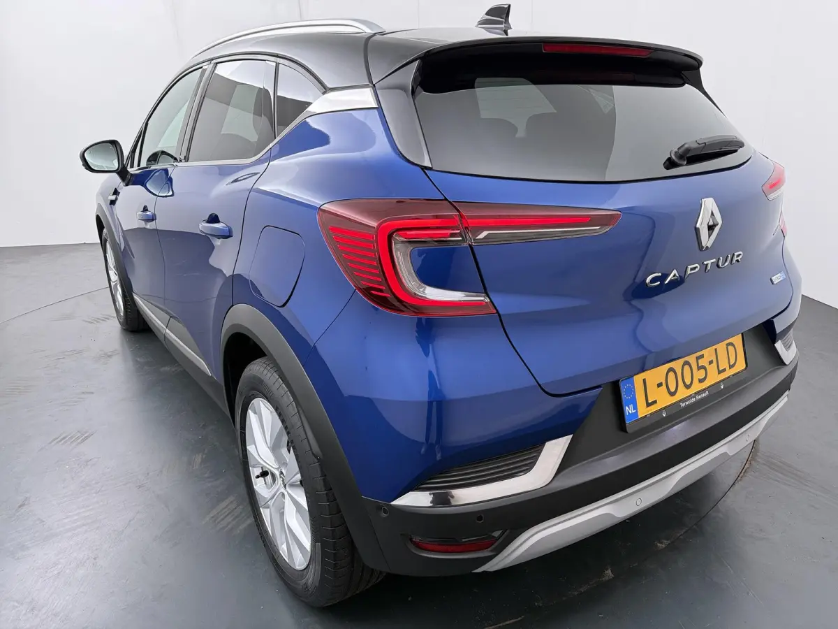 E-TECH plug-in hybrid 160 Edition One | SoH 87% | BOSE Audio | 360 Camera | 18" velgen |
