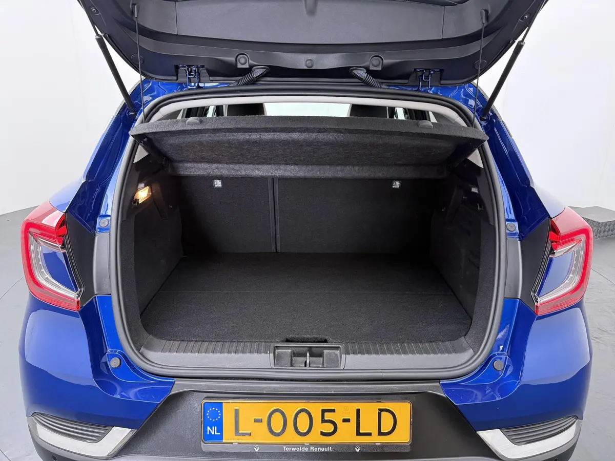 E-TECH plug-in hybrid 160 Edition One | SoH 87% | BOSE Audio | 360 Camera | 18" velgen |