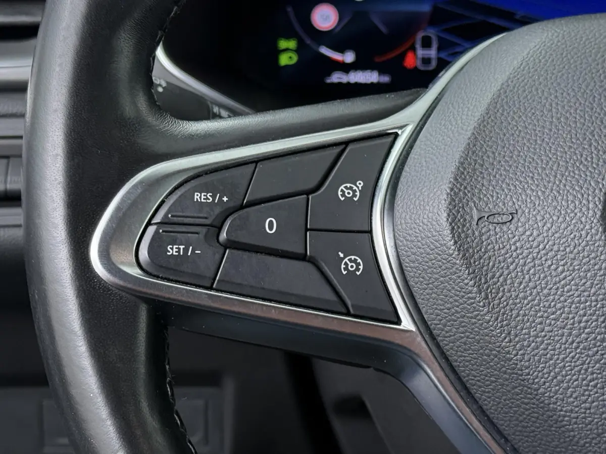 E-TECH plug-in hybrid 160 Edition One | SoH 87% | BOSE Audio | 360 Camera | 18" velgen |