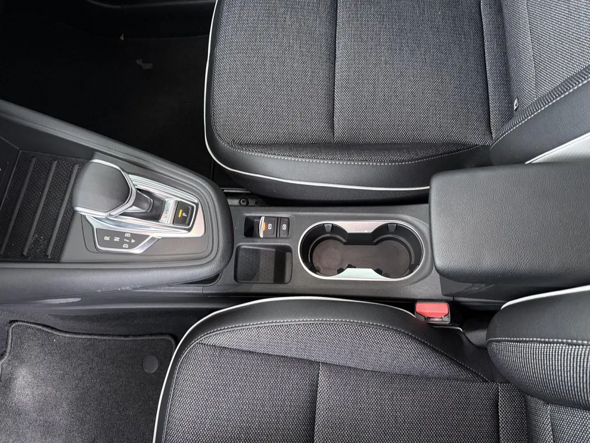 E-TECH plug-in hybrid 160 Edition One | SoH 87% | BOSE Audio | 360 Camera | 18" velgen |
