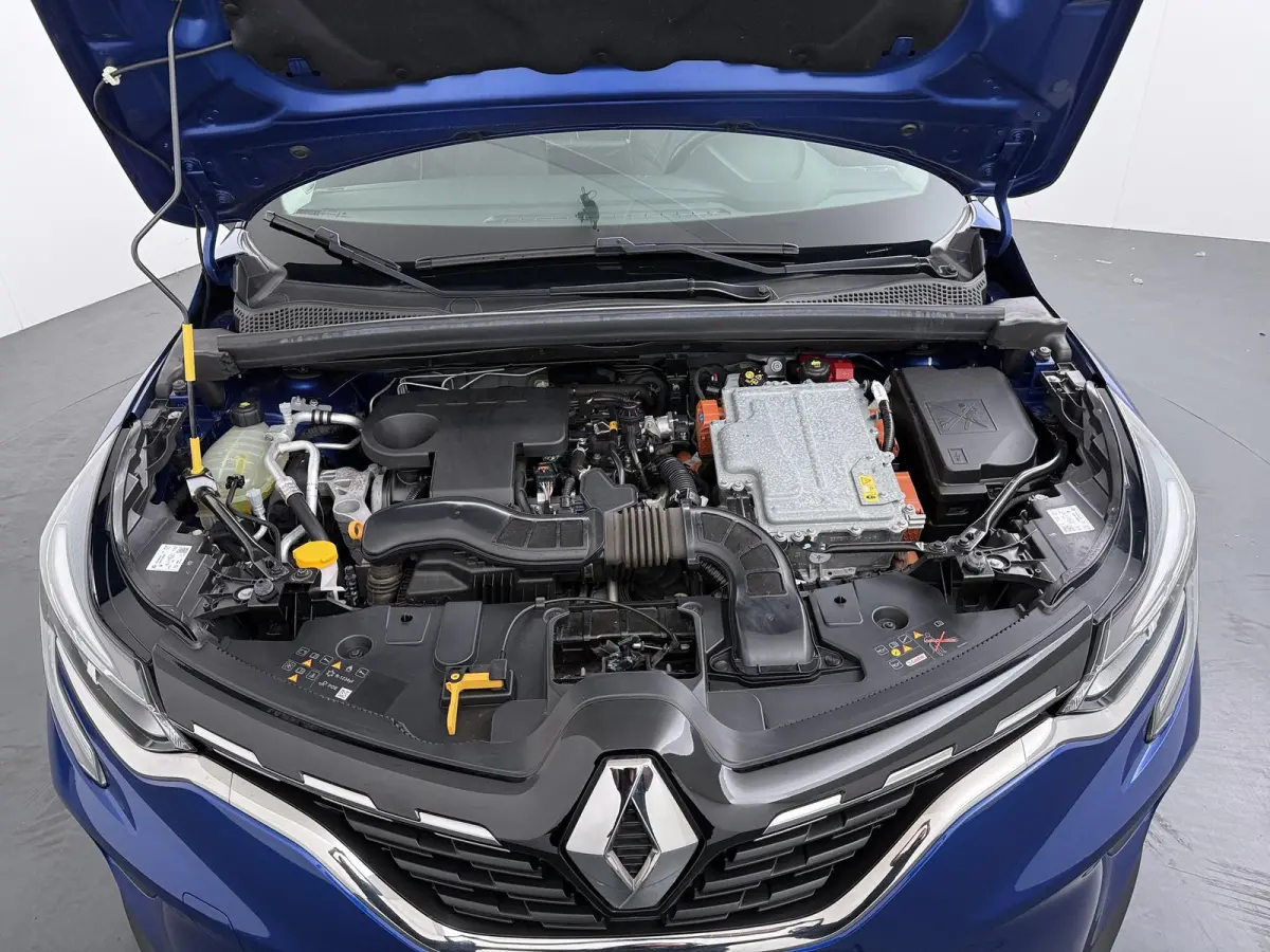 E-TECH plug-in hybrid 160 Edition One | SoH 87% | BOSE Audio | 360 Camera | 18" velgen |