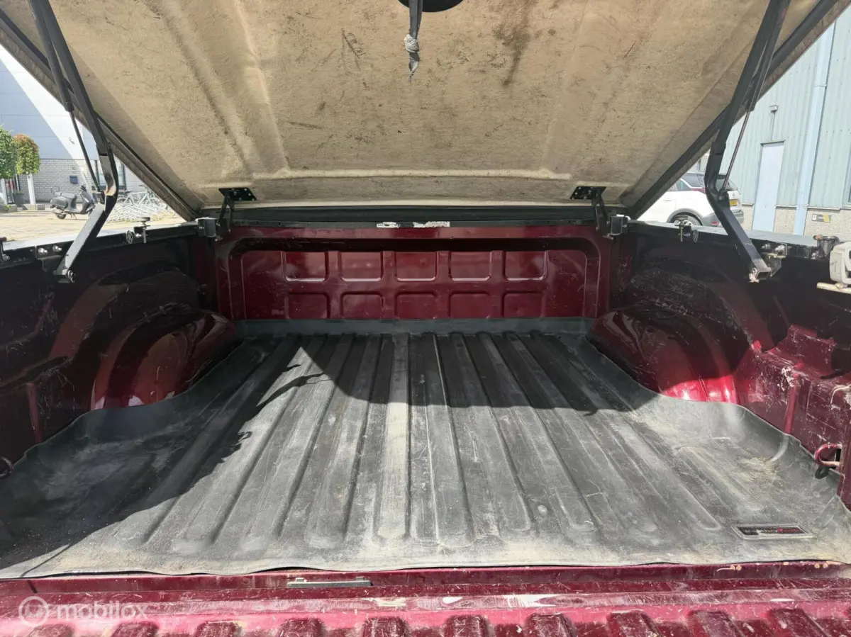 1500 5.7 V8 hemi Quad Cab 6'4 G3 EURO 6