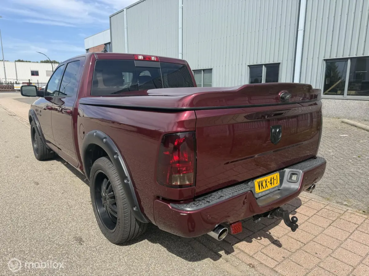 1500 5.7 V8 hemi Quad Cab 6'4 G3 EURO 6