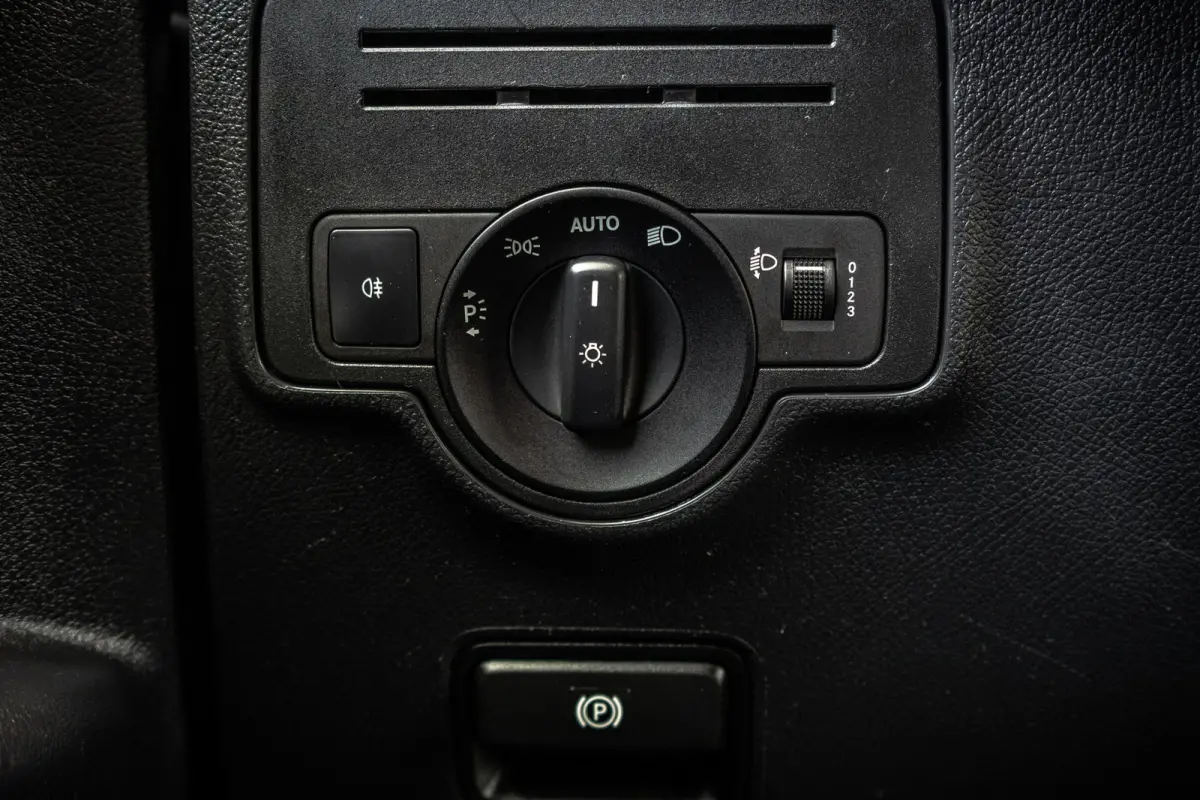 111 CDI L2H1 | Euro 6 | Airco | Cruise | DC | 6-Persoons