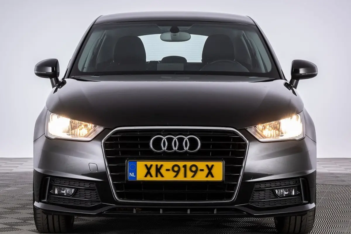 1.0 TFSI Pro Line 5-drs | NAVI | AIRCO | VELGEN !