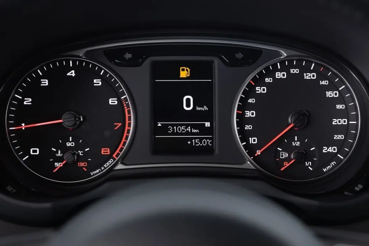 1.0 TFSI Pro Line 5-drs | NAVI | AIRCO | VELGEN !