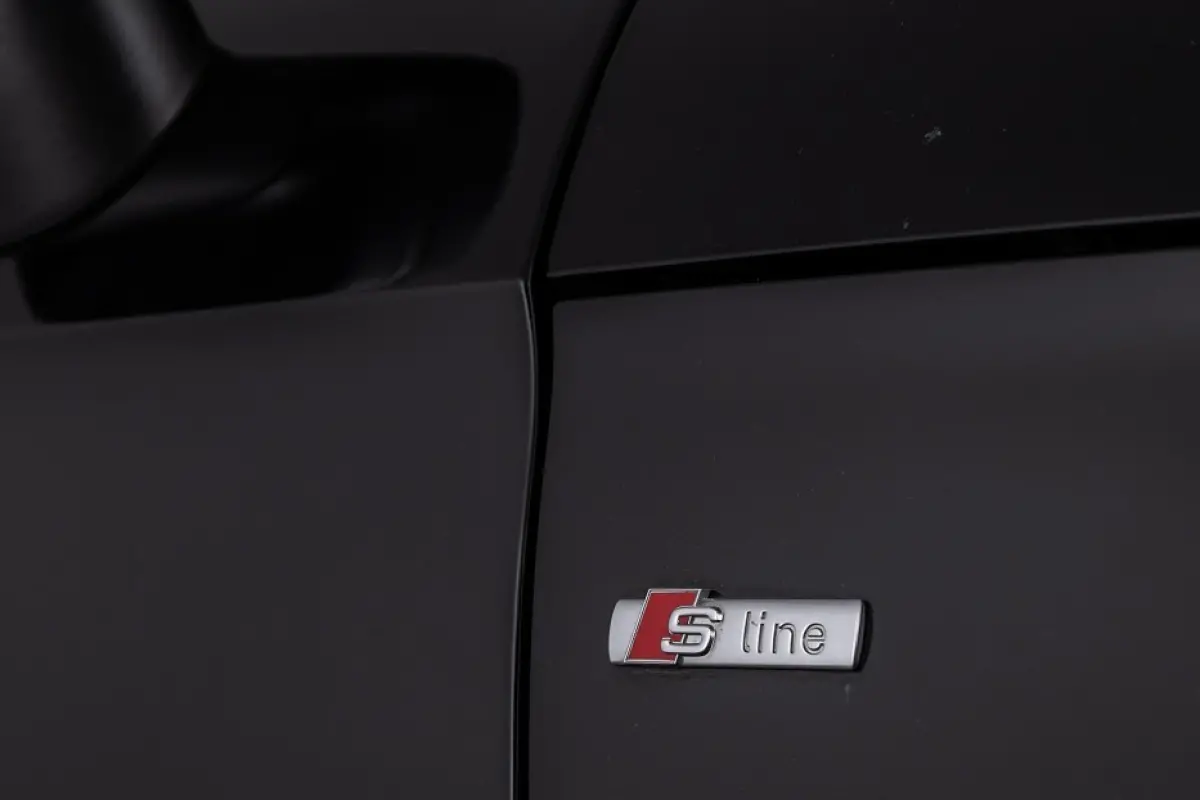 1.0 TFSI Pro Line 5-drs | NAVI | AIRCO | VELGEN !