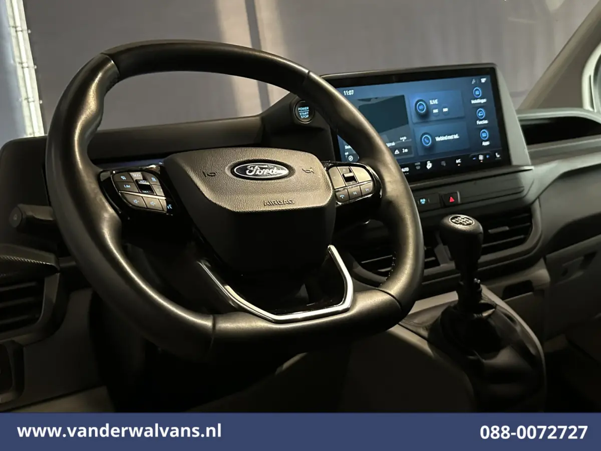2.0 TDCI 136pk L1H1 Euro6 Airco | Navigatie | LED | Apple Carplay | Adaptieve Cruisecontrol | Leder Stuur Android Auto, Verwarmde voorruit, Stoelverwarming, Parkeersensoren, Bijrijdersbank, 