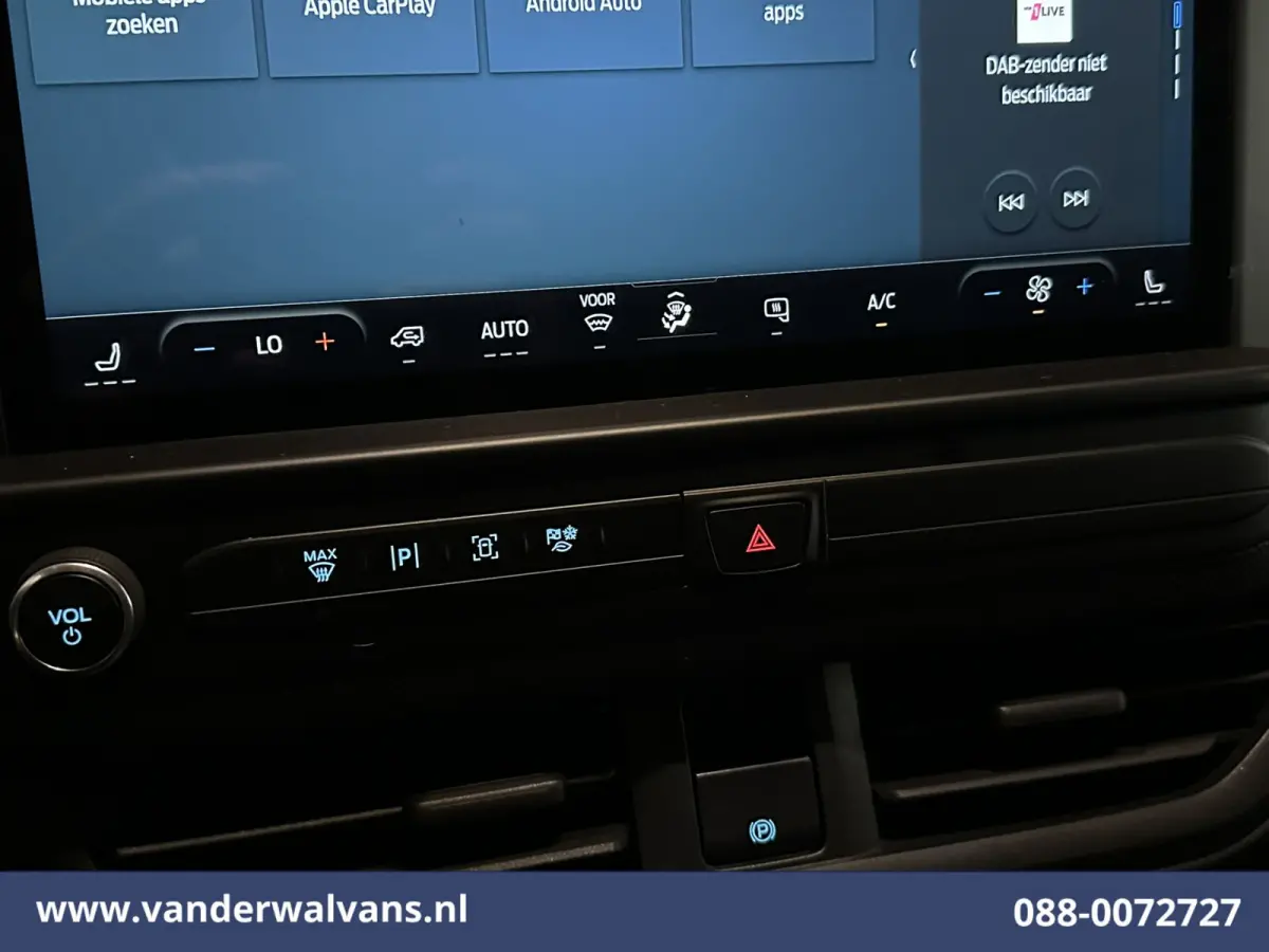2.0 TDCI 136pk L1H1 Euro6 Airco | Navigatie | LED | Apple Carplay | Adaptieve Cruisecontrol | Leder Stuur Android Auto, Verwarmde voorruit, Stoelverwarming, Parkeersensoren, Bijrijdersbank, 