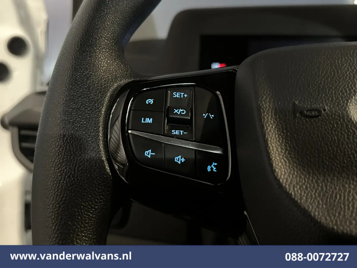 2.0 TDCI 136pk L1H1 Euro6 Airco | Camera | LED | Apple Carplay | Cruisecontrol Android Auto, Verwarmde voorruit, Parkeersensoren, Bijrijdersbank