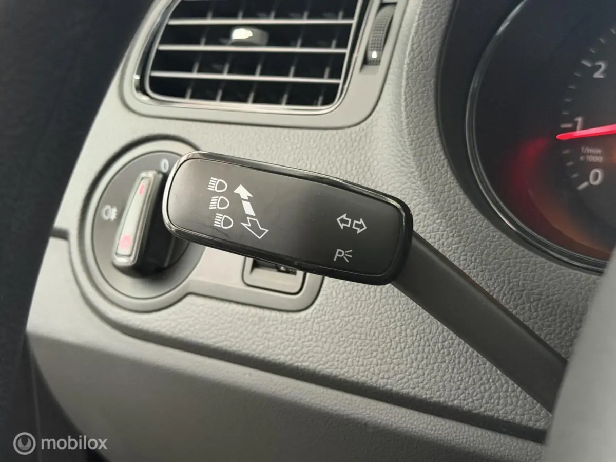 1.0 MPI Bluemotion | Airco | Zuinig | 1e eig