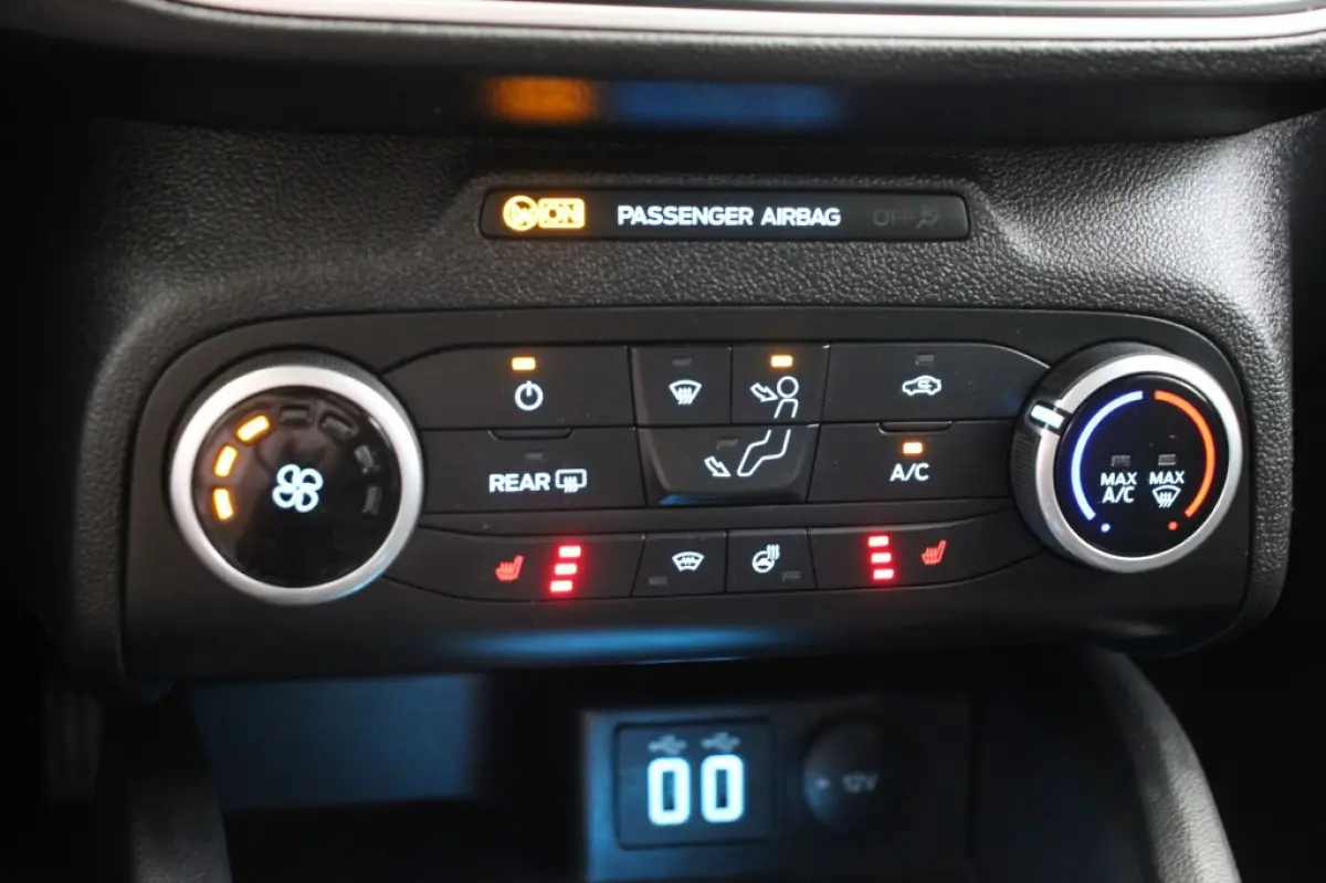 1.5 EcoBlue Titanium X Business - Carplay, Camera, Stoelverw. Trekhaak