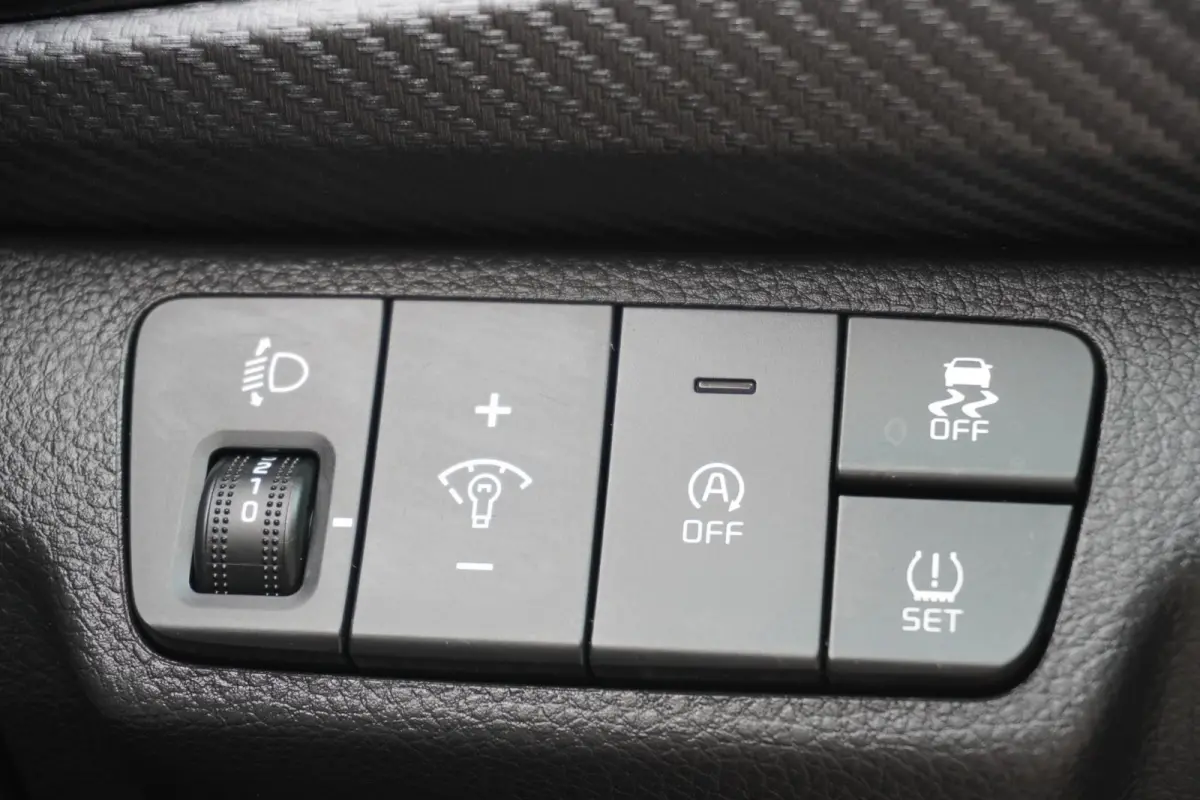 1.0 T-GDi 101pk MHEV GT-Line | Achteruitrijcamera | Stuurverwarming | Stoelverwarming | Navigatie