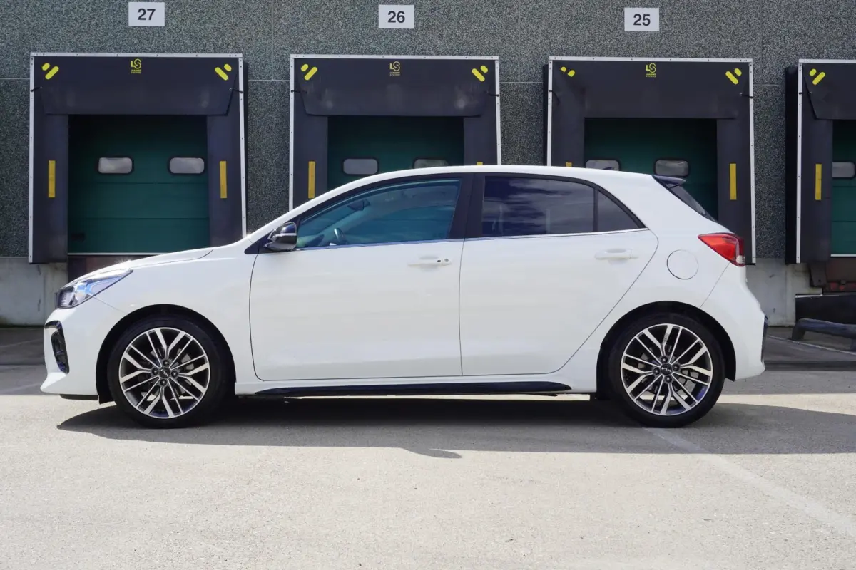 1.0 T-GDi 101pk MHEV GT-Line | Achteruitrijcamera | Stuurverwarming | Stoelverwarming | Navigatie