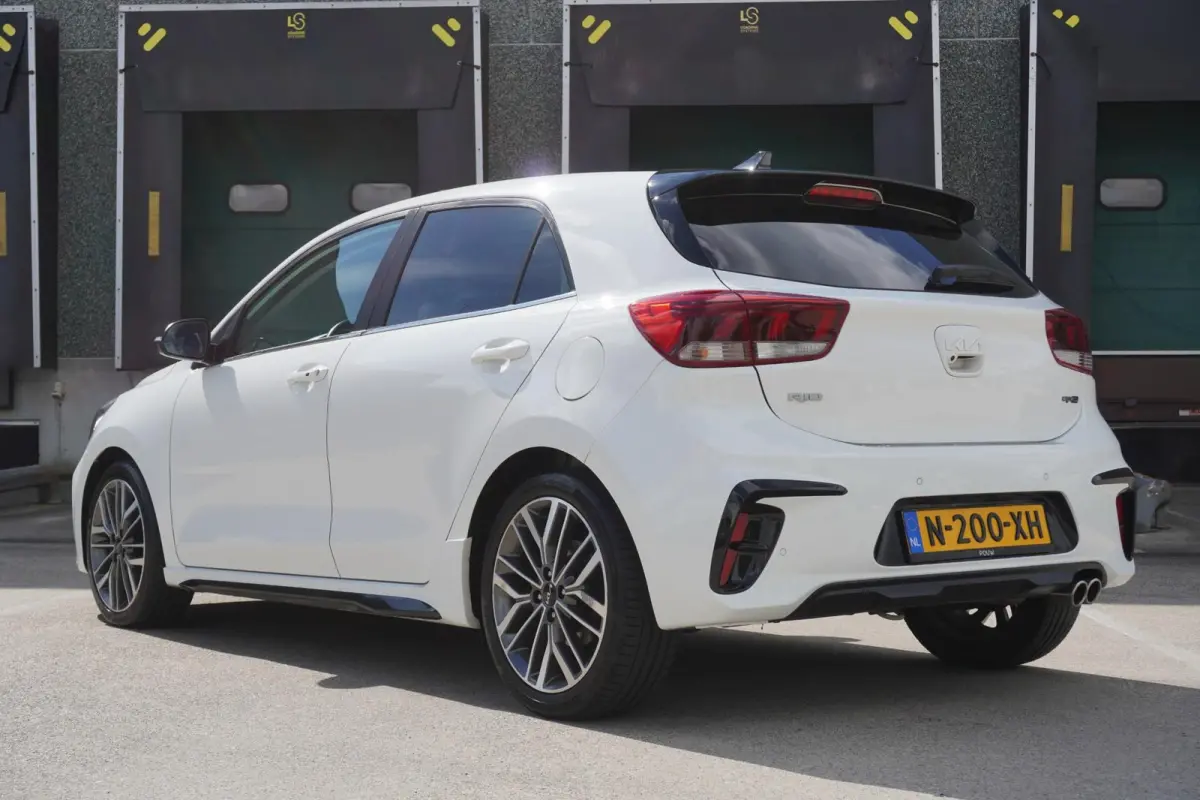 1.0 T-GDi 101pk MHEV GT-Line | Achteruitrijcamera | Stuurverwarming | Stoelverwarming | Navigatie