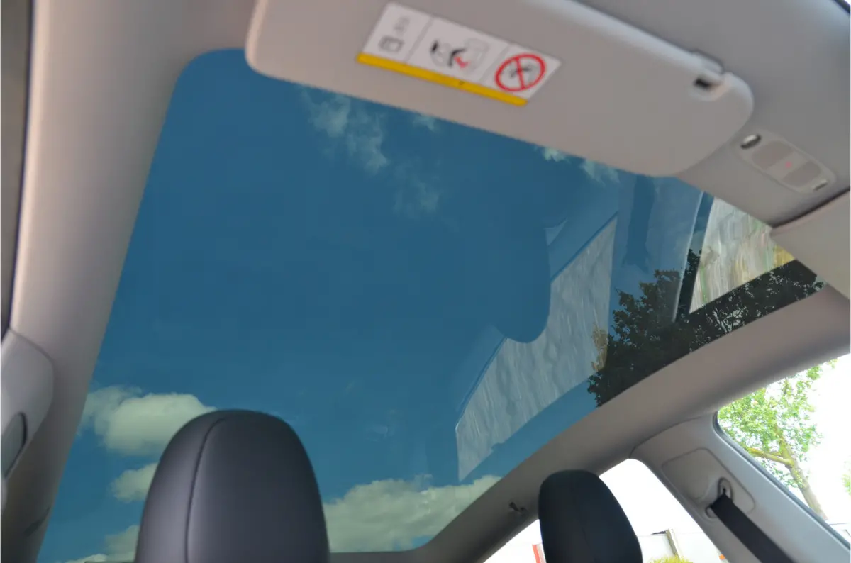 RWD 58 kWh LFP accu, Trekhaak (1.600kg), 20" Alu, AutoPilot3.0 Ryzen