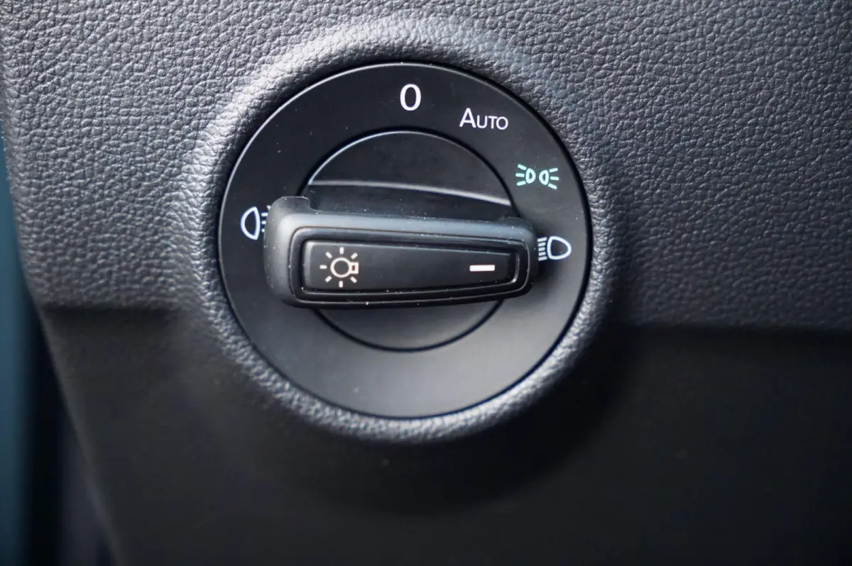 1.0 TSI 110pk Life | Trekhaak | Navigatie | Climatronic