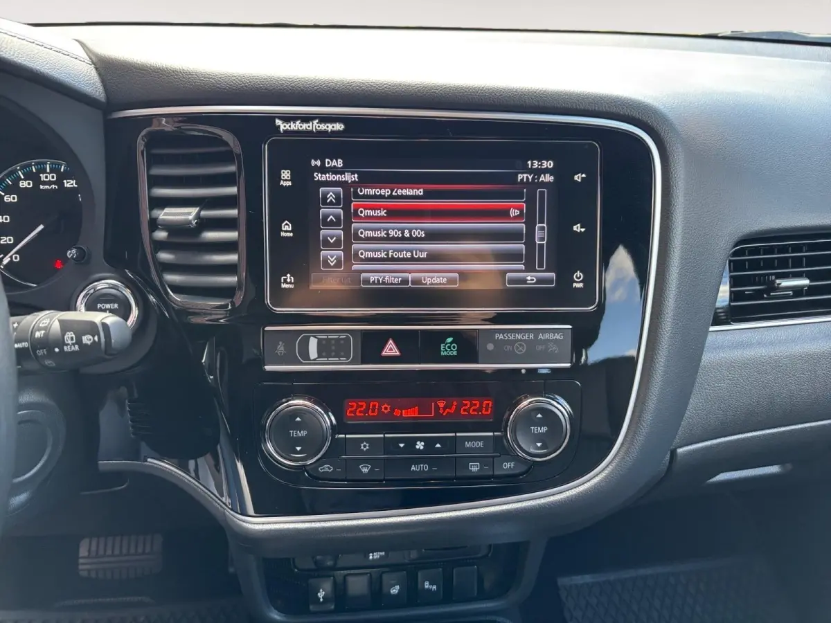 2.4 PHEV Instyle | Trekhaak | Leder | Schuif-kantel dak | Rondom camera | Elektrisch. Achterklep | Stoel en stuurverwarming | Set winterwielen |