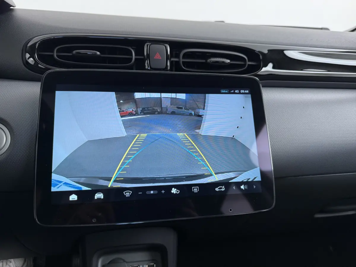 Design 37.3 kWh | €1500,- korting !! | Vanaf €259,- Private Lease per maand !  | Achteruitrijcamera | Cruise control adaptief | Dodehoek detectie
