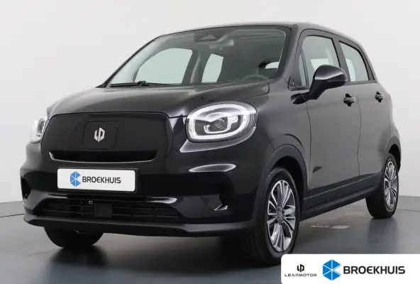 Design 37.3 kWh | €2500,- korting !! | Vanaf €259,- Private Lease per maand ! | Achteruitrijcamera | Airco (automatisch) | Connected services