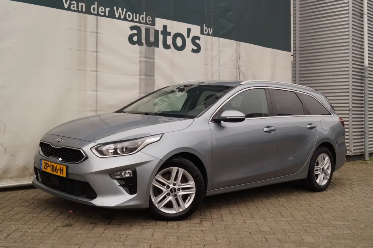 1.6 CRDi DynamicPlusline -NAVI-ECC-CAM-
