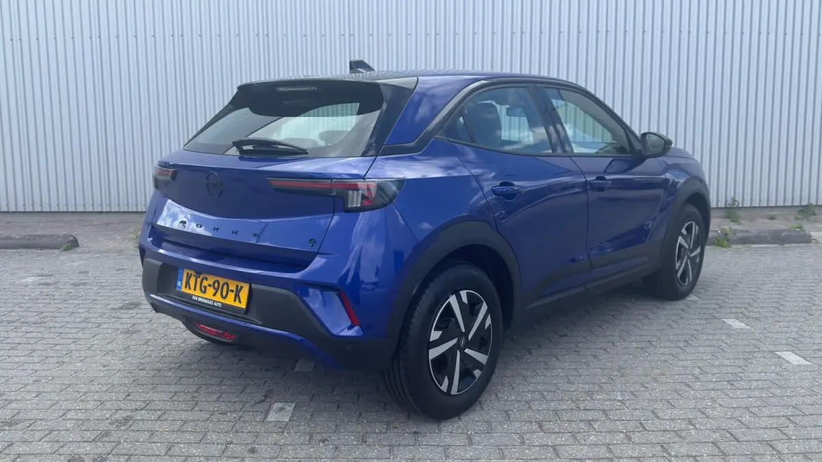 Edition | Dode hoek detectie | Apple Carplay / Android Auto | Camera Achter | Draadloos opladen |