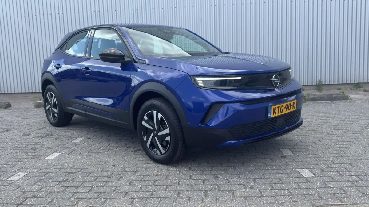 Edition | Dode hoek detectie | Apple Carplay / Android Auto | Camera Achter | Draadloos opladen |