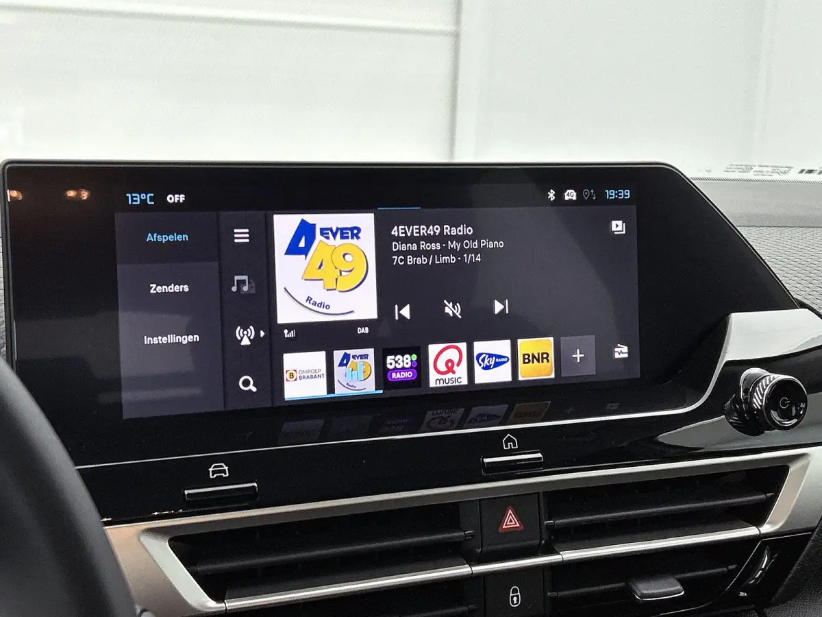 Business 156pk Extended range 54 kWh | DEMO DEAL | Navigatie | Carplay / Android Auto | Verwarmbare Voorstoelen | Camera | Snel Rijden |