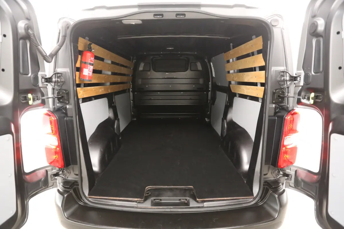 1.5 CDTI L2H1 | Airco | Camera | Cruise | Trekhaak | Carplay | Navi | Parkeersens.