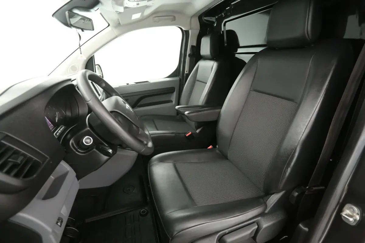 1.5 CDTI L2H1 | Airco | Camera | Cruise | Trekhaak | Carplay | Navi | Parkeersens.