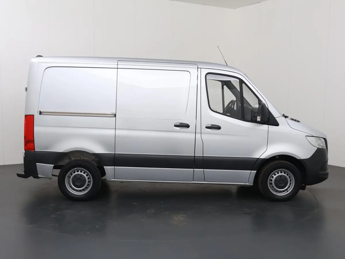 314 CDI L1 H1 | Airco | Comfortstoelen met Stoelve | Airco | Comfortstoelen met Stoelverwarming | Parkeerpakket | Zijwindassistent | Achteropstap |