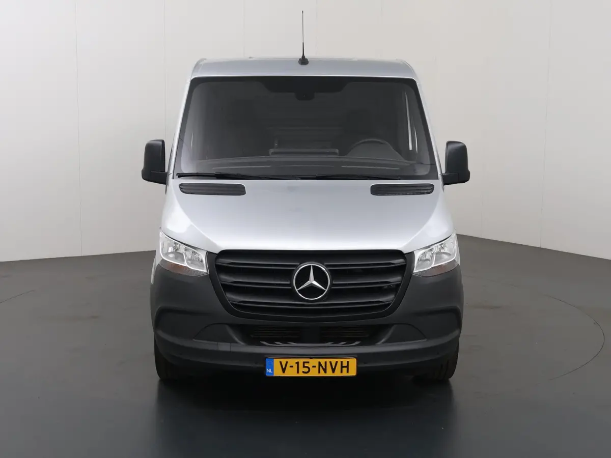 314 CDI L1 H1 | Airco | Comfortstoelen met Stoelve | Airco | Comfortstoelen met Stoelverwarming | Parkeerpakket | Zijwindassistent | Achteropstap |