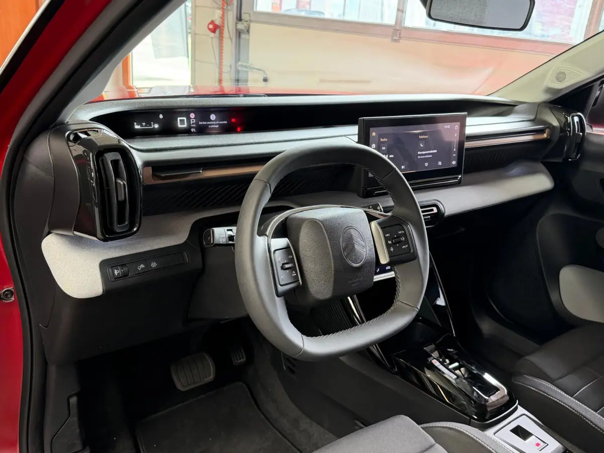 1.2 Hybrid 145pk Plus, 1 Jaar Bovag Garantie, Automaat, camera, Carplay