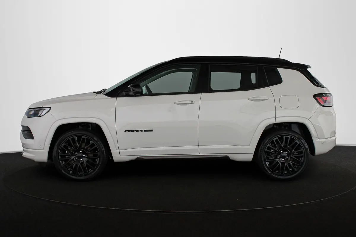 4xe 240 Plug-in Hybrid S Panoramadak Leder Adaptive Cruise