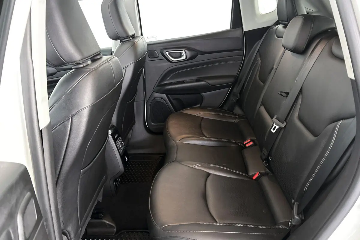 4xe 240 Plug-in Hybrid S Panoramadak Leder Adaptive Cruise