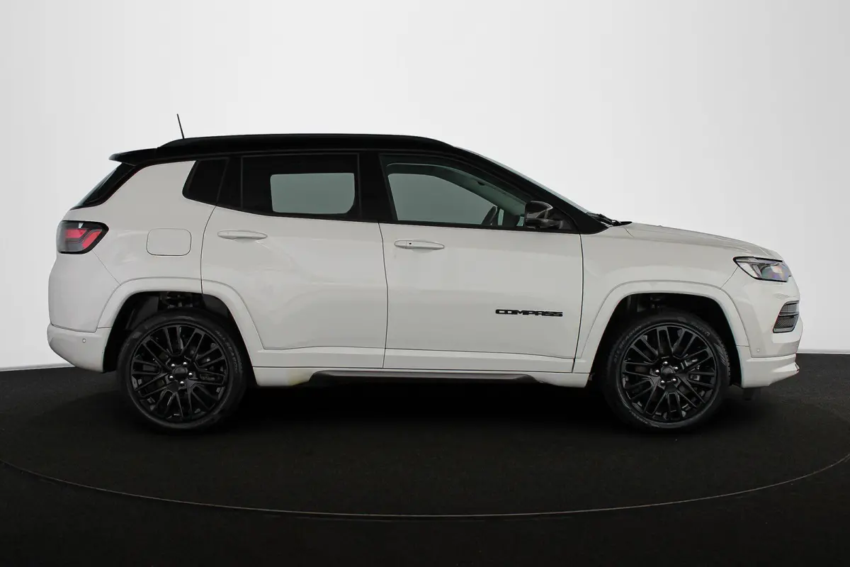 4xe 240 Plug-in Hybrid S Panoramadak Leder Adaptive Cruise