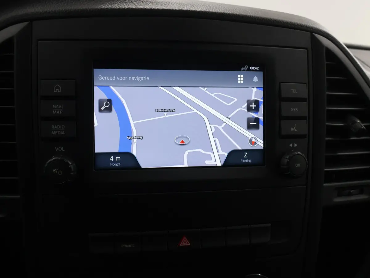| L2 Lang | 66 kWh | 285 KM RANGE WLTP | Stoelverwarming | Navigatie | Parkeercamera | Airco | Stoel - Stoel | Certified