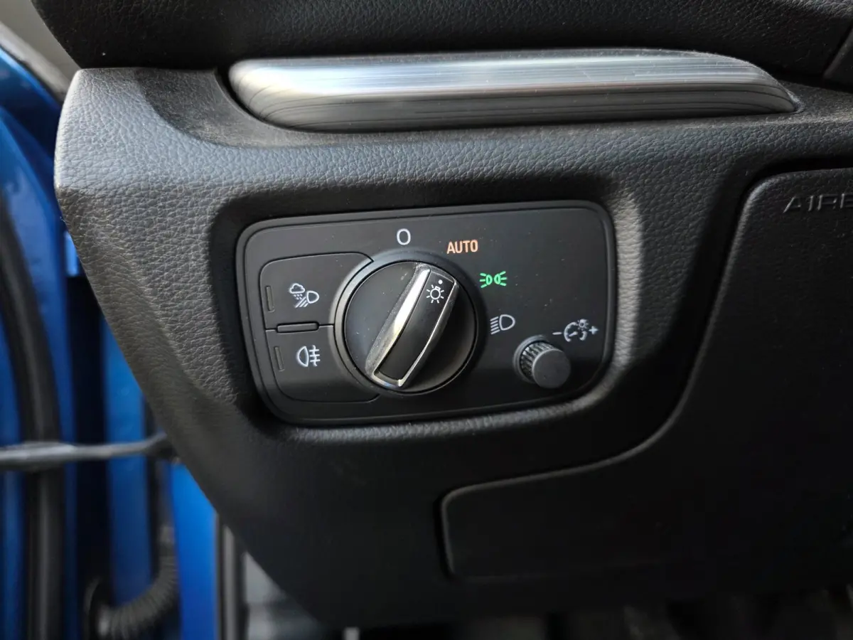 1.0 TFSI Sport Lease Edition / NAP !! / '18 ROTOR / BLUETOOTH / CRUISE / NAVI / CLIMATE / NIEUWE BEURT + APK !