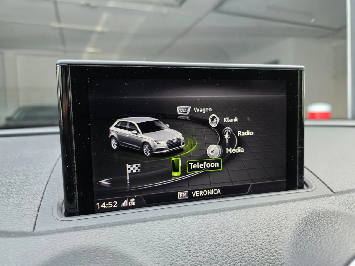 1.0 TFSI Sport Lease Edition / NAP !! / '18 ROTOR / BLUETOOTH / CRUISE / NAVI / CLIMATE / NIEUWE BEURT + APK !