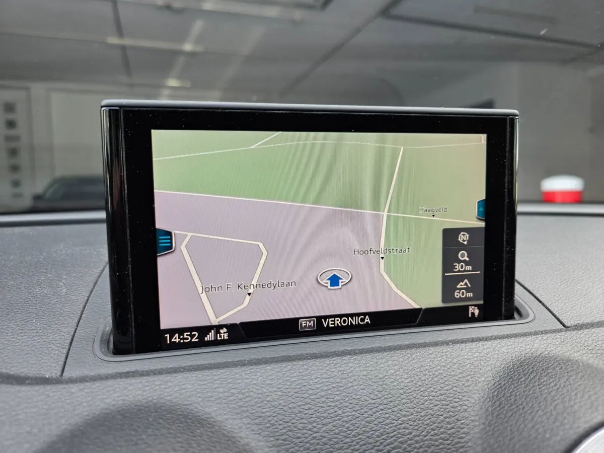 1.0 TFSI Sport Lease Edition / NAP !! / '18 ROTOR / BLUETOOTH / CRUISE / NAVI / CLIMATE / NIEUWE BEURT + APK !