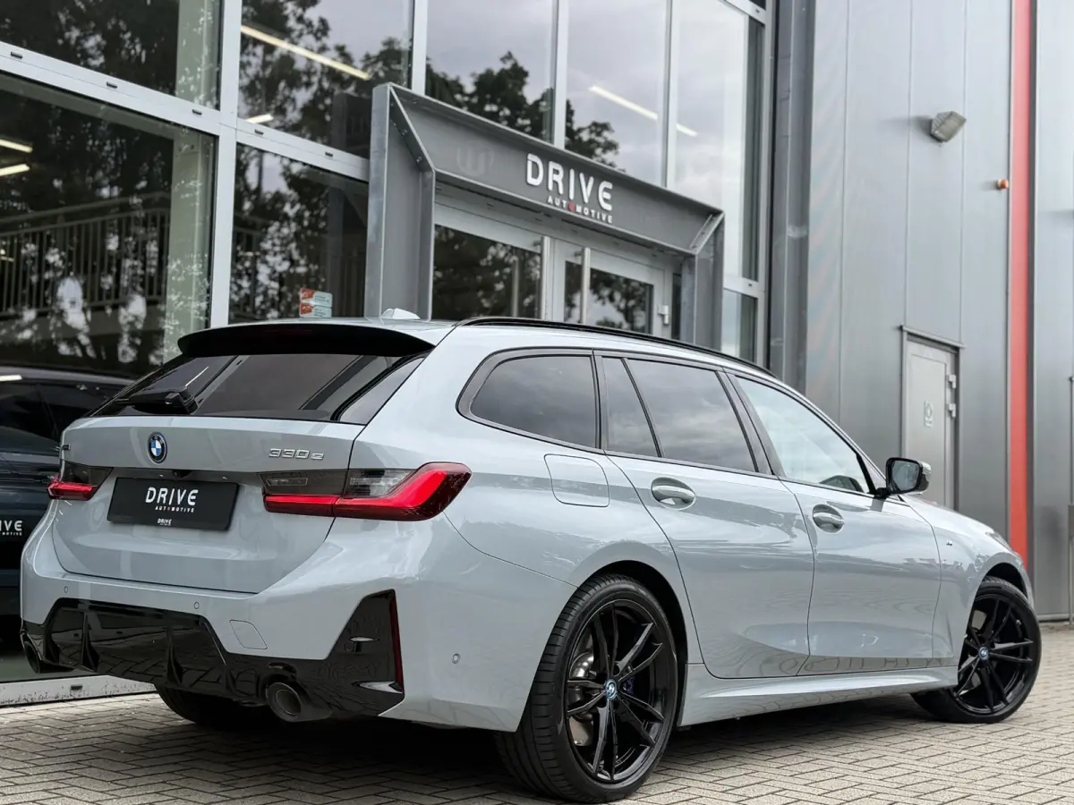 330e xDrive M-Sport Pro |Pano|Driving Ass Prof|Innovation|360Cam|19"|