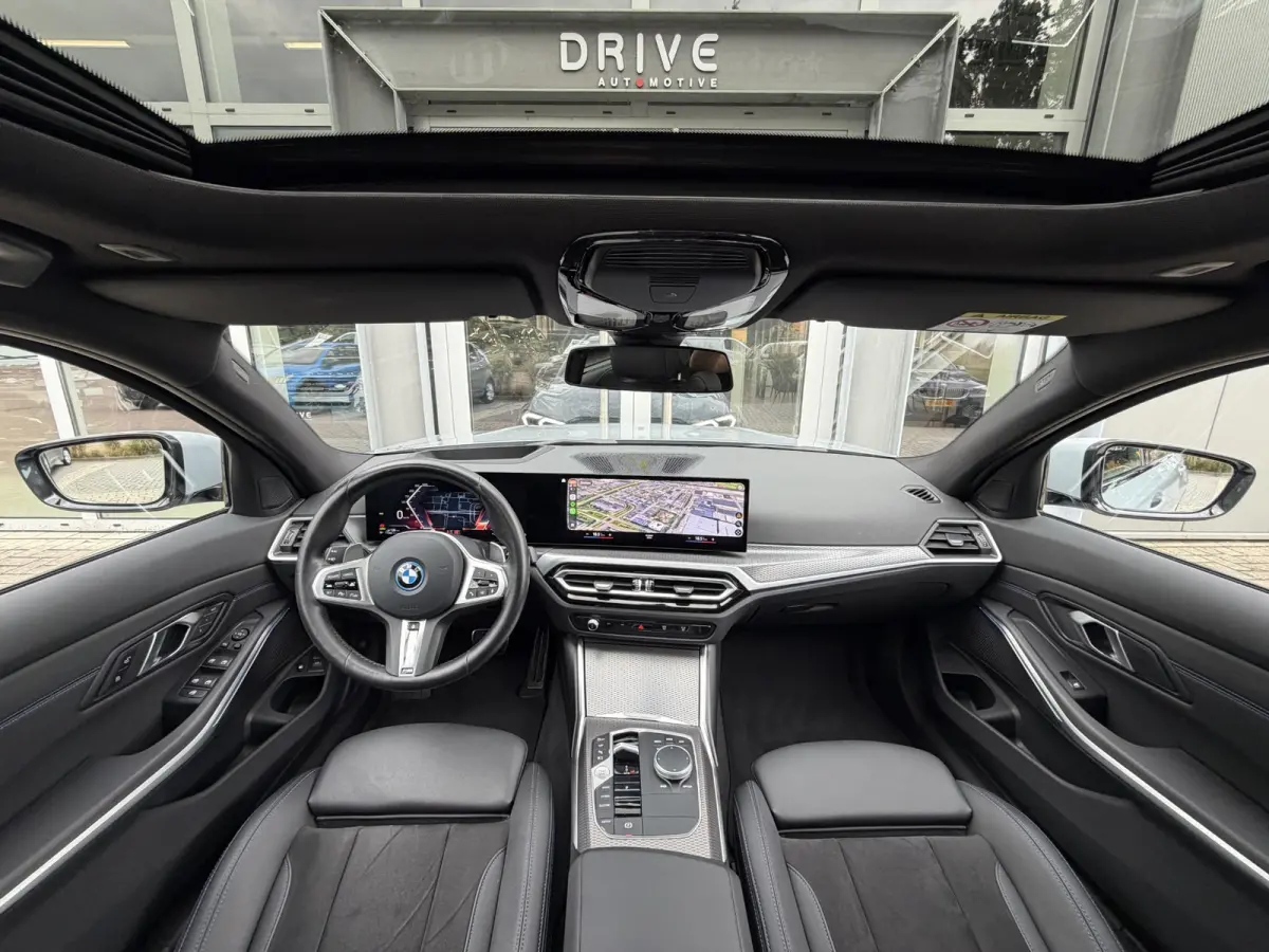 330e xDrive M-Sport Pro |Pano|Driving Ass Prof|Innovation|360Cam|19"|