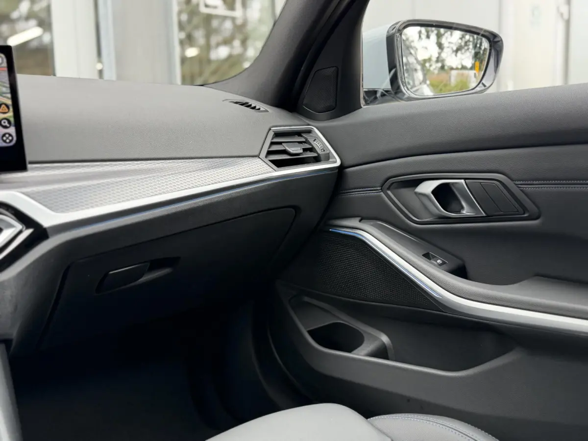 330e xDrive M-Sport Pro |Pano|Driving Ass Prof|Innovation|360Cam|19"|