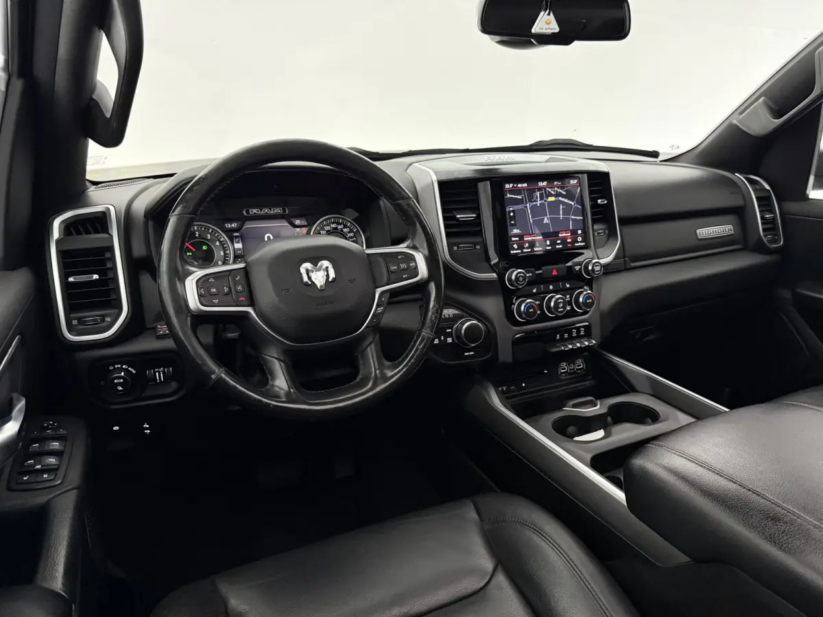 1500 5.7 V8 4x4 Crew Cab Big Horn | Pano | 3500kg Trekgew. | Trekhaak | Camera | Alpine | Carplay | Cruise | Leder