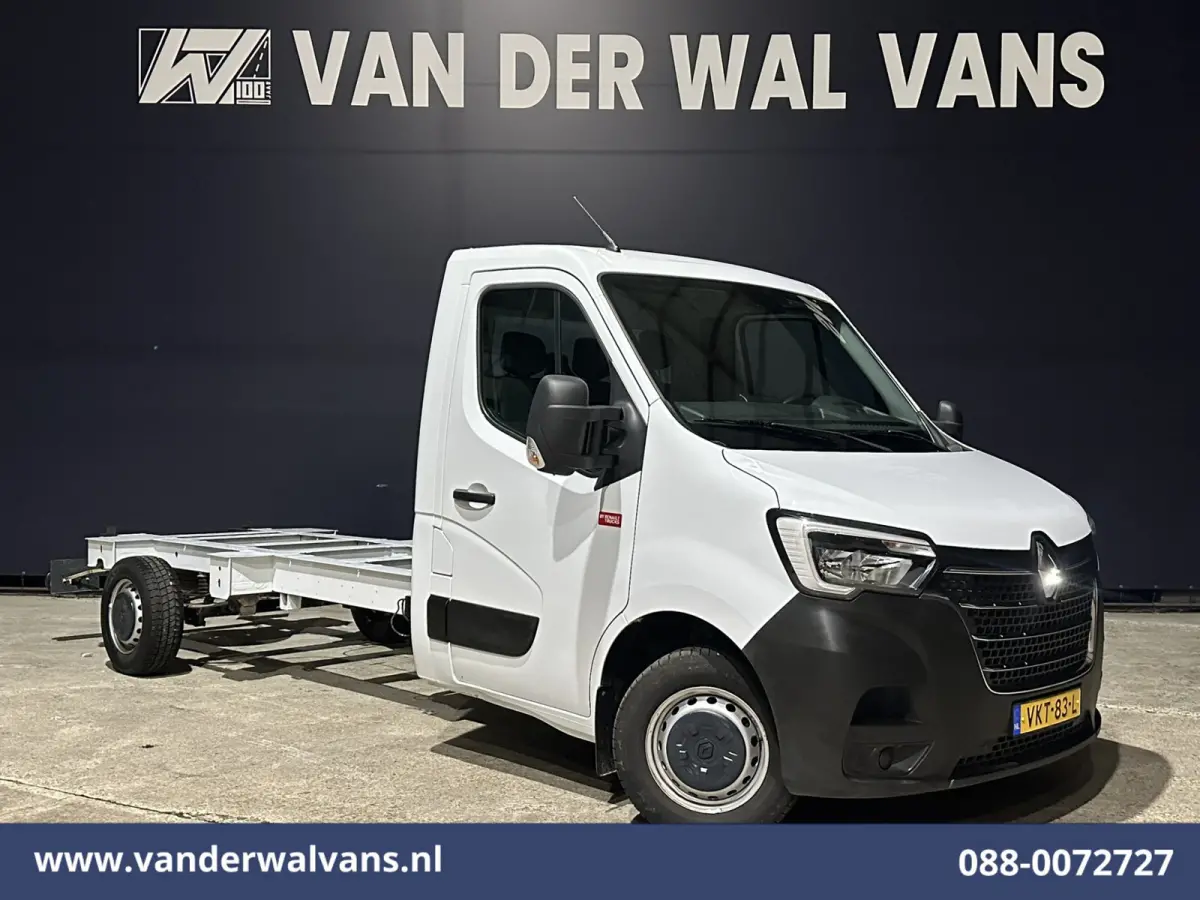 2.3 dCi 146pk Chassis Cabine Euro6 Airco | Navigatie | LED | Cruisecontrol Bijrijdersbank