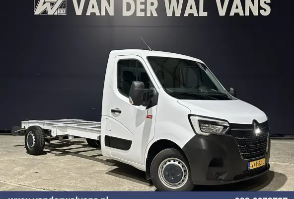 2.3 dCi 146pk Chassis Cabine Euro6 Airco | Navigatie | LED | Cruisecontrol Bijrijdersbank